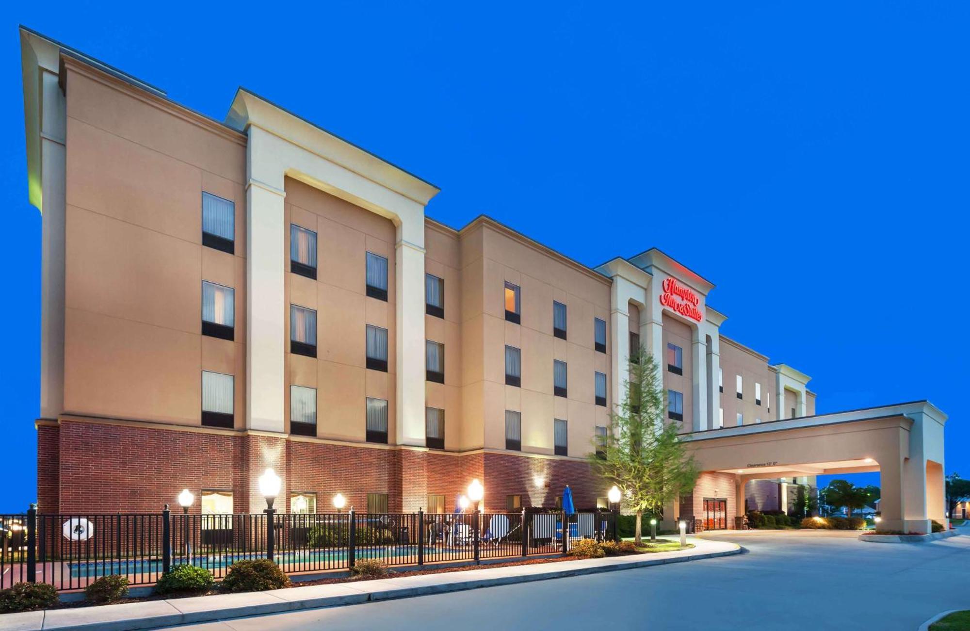 Hampton Inn & Suites Morgan City Exterior photo