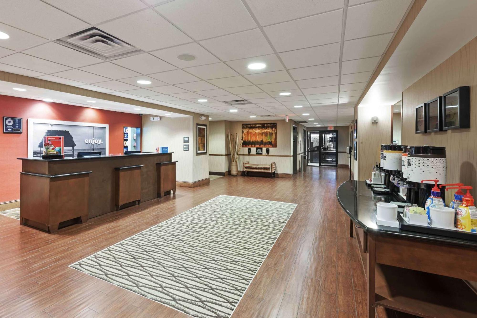 Hampton Inn & Suites Morgan City Exterior photo